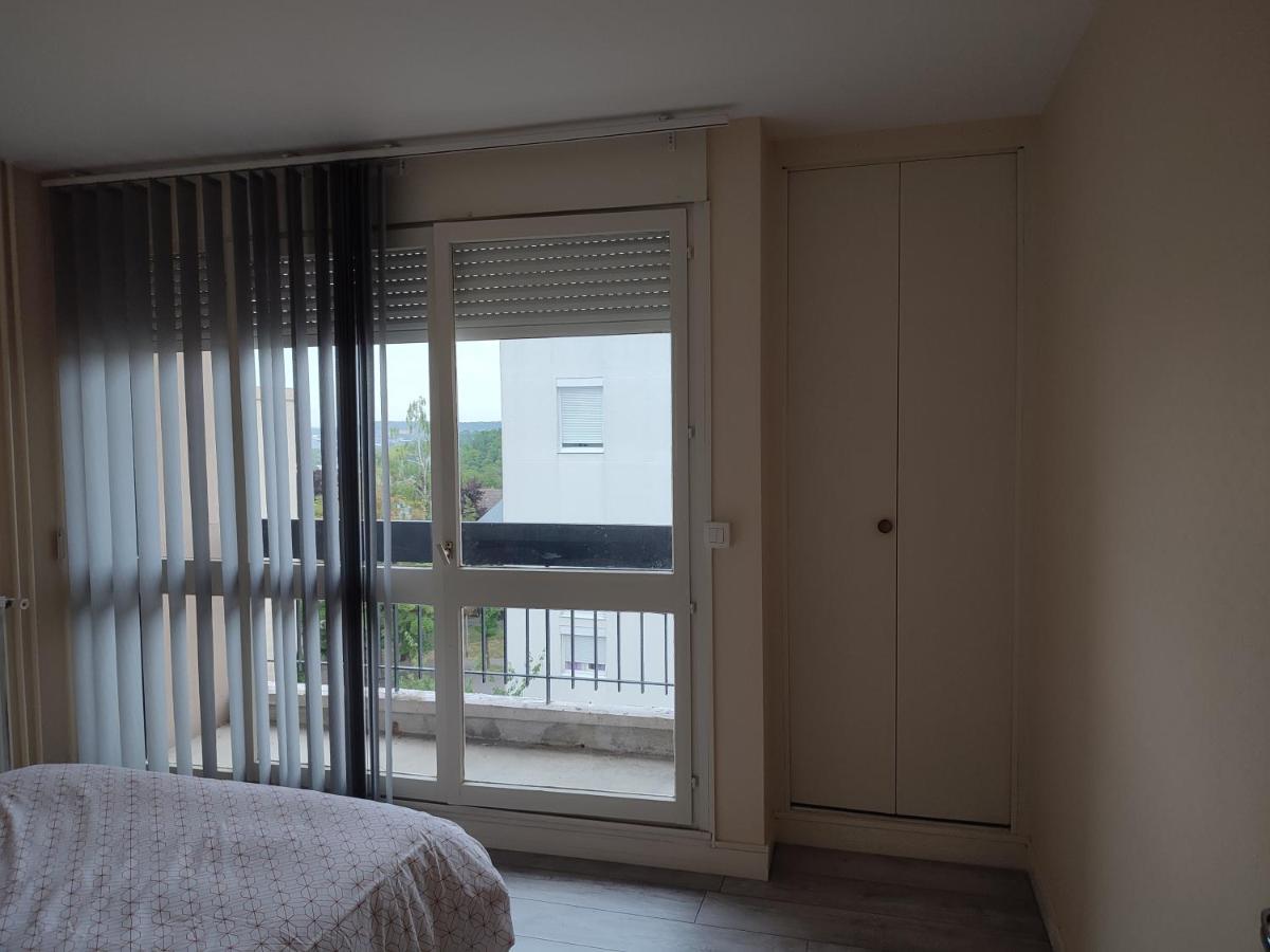 Grand Et Superbe Appartement Proche Paris Creil Esterno foto