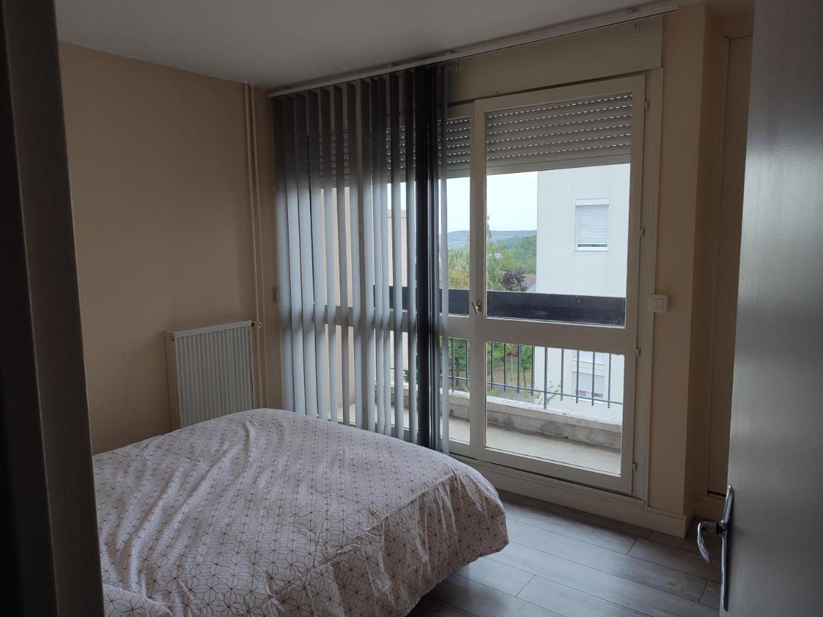 Grand Et Superbe Appartement Proche Paris Creil Esterno foto